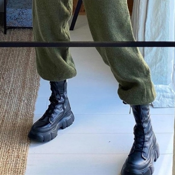 NWT ZARA | Lug Sole Combat Laced Leather Boots - Picture 6 of 16